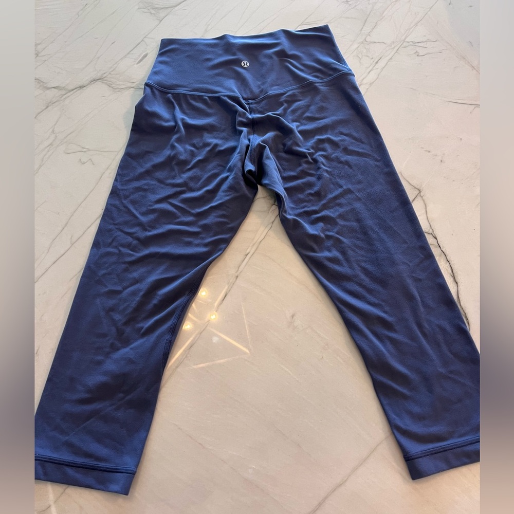 Lululemon Capri Align Leggings Size 6 Purple/Gray